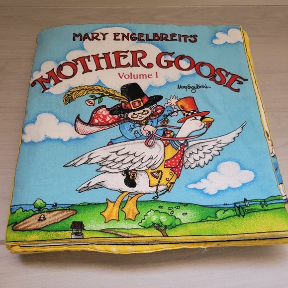 Children's Soft Book Fabric Book Riddles Great Gift Quilted Learning - Picture 1 of 7